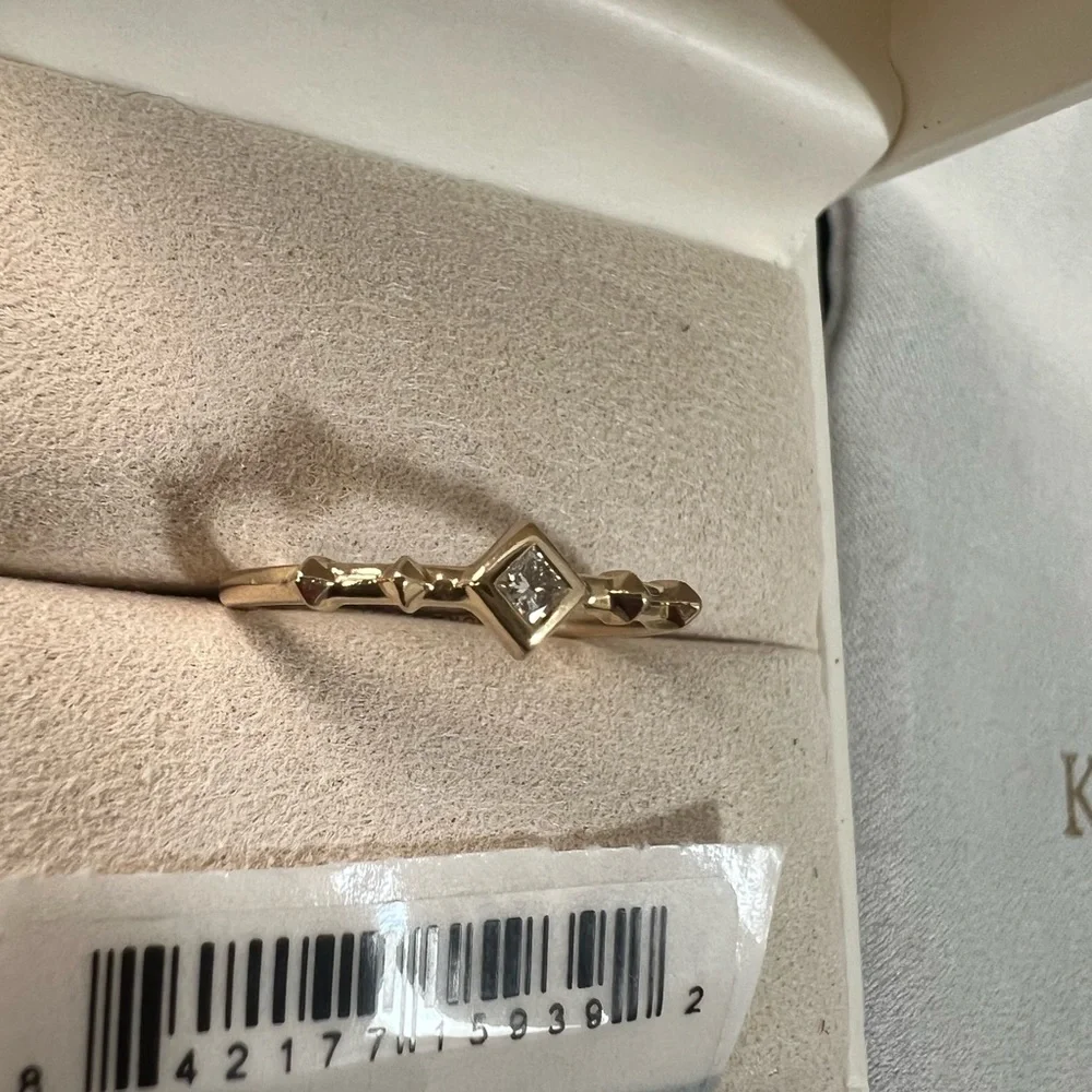 Kendra Scott 14k Yellow Gold Wave Ring.  White diamonds.  Size 7.  Hard to find. - Picture 8 of 9